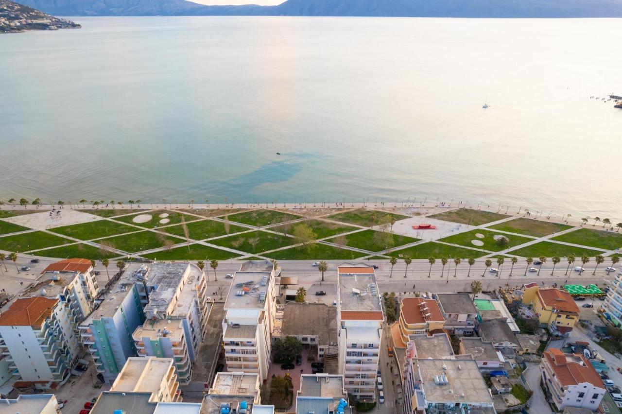 Palm Side Hotel Vlorë Esterno foto