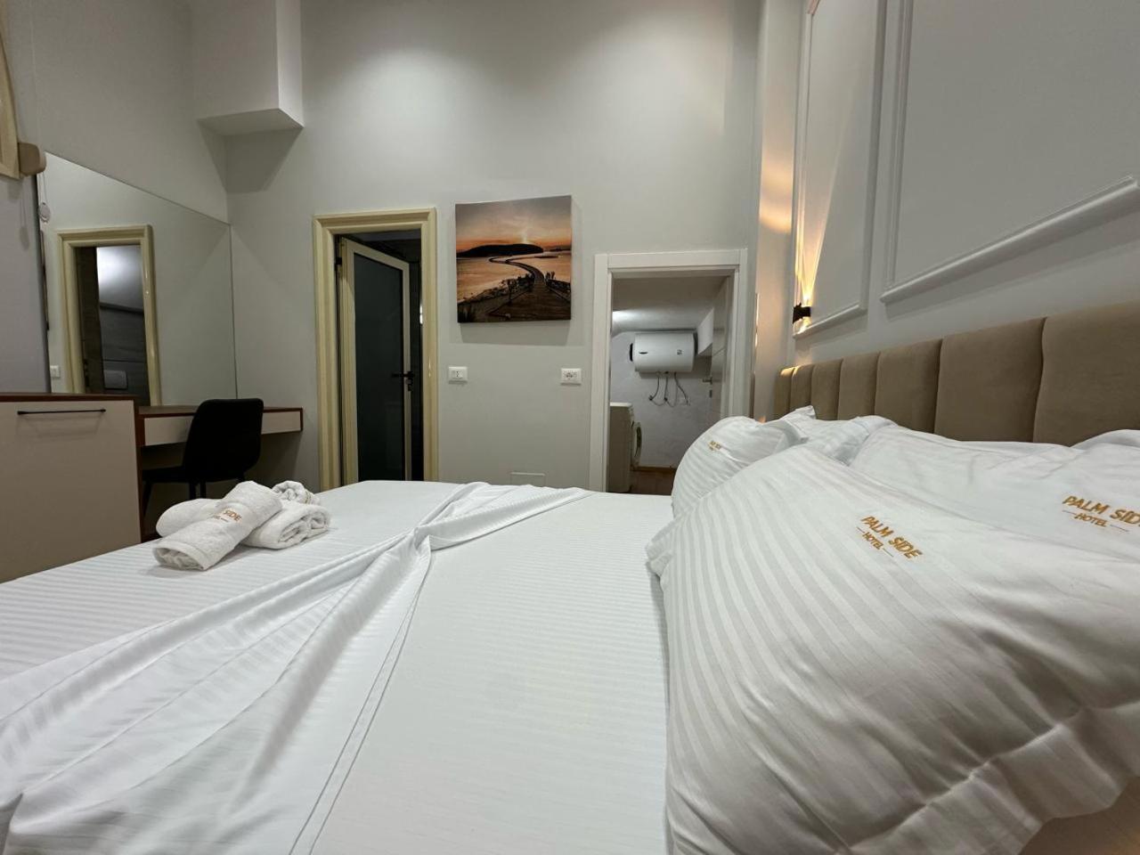 Palm Side Hotel Vlorë Esterno foto